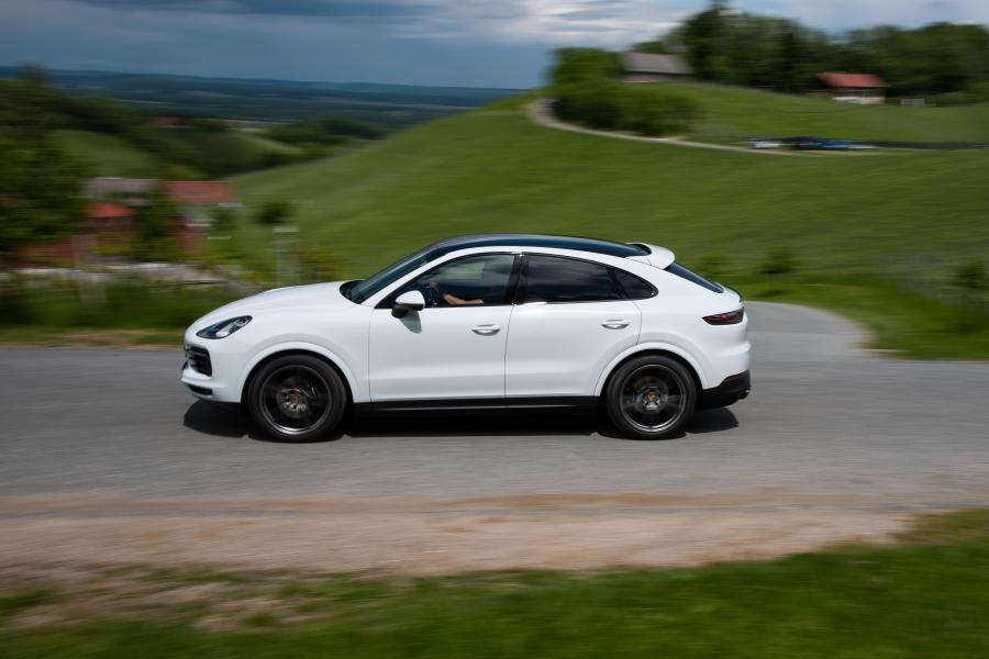  Porsche Cayenne Coupe 2019 года  (WW) (фото 12 из 41)